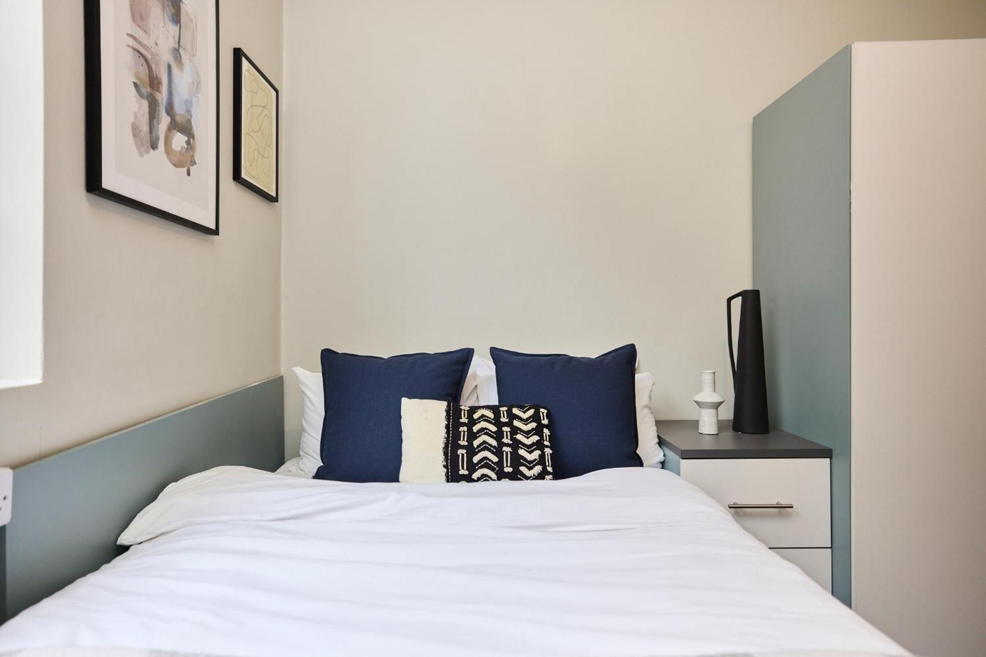 Louise House Hostel ロンドン エクステリア 写真