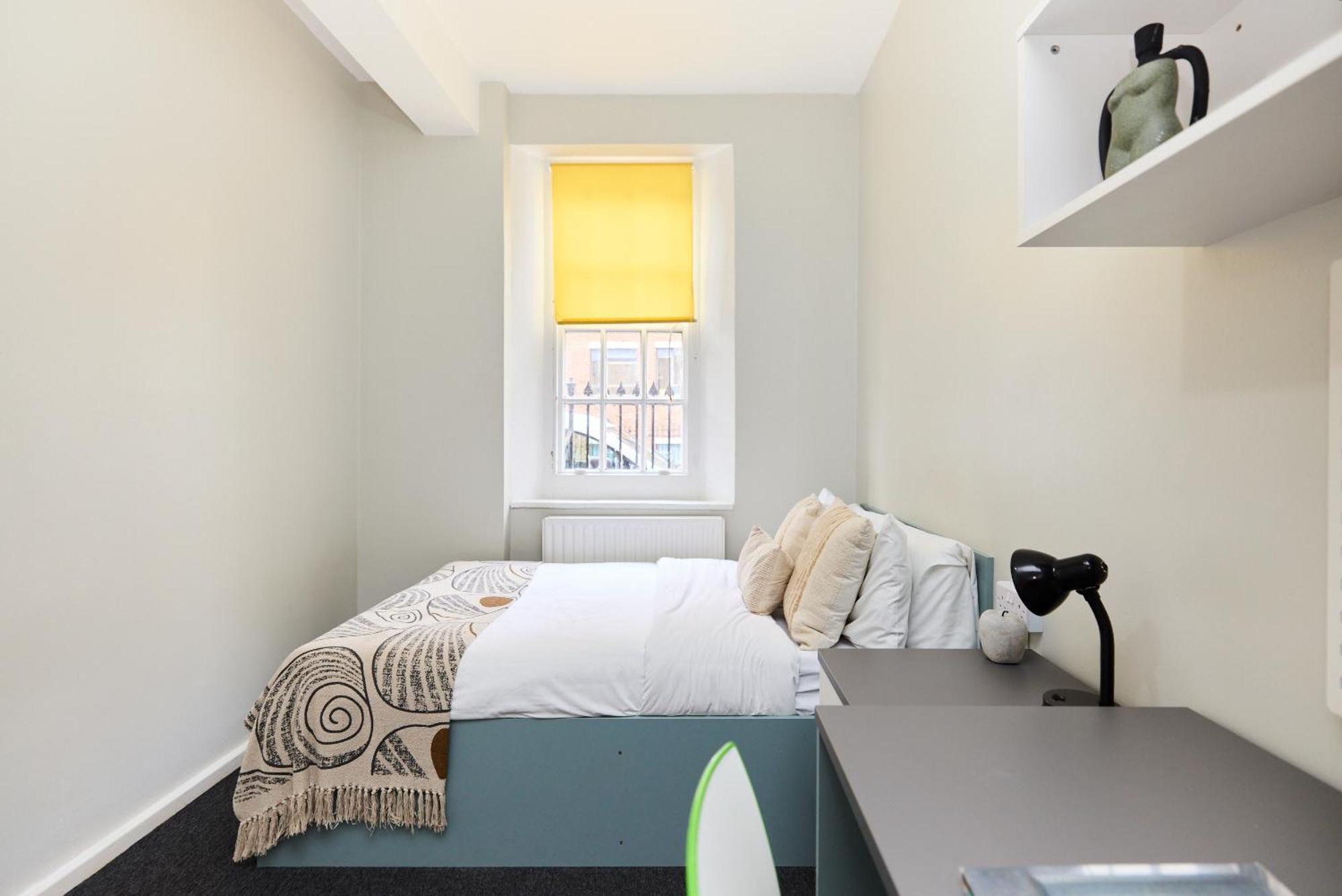Louise House Hostel ロンドン エクステリア 写真