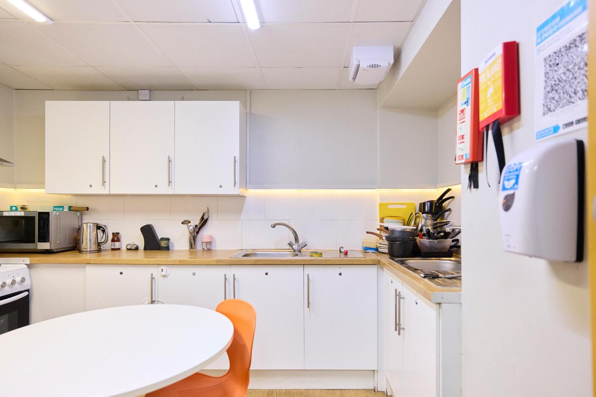 Louise House Hostel ロンドン エクステリア 写真